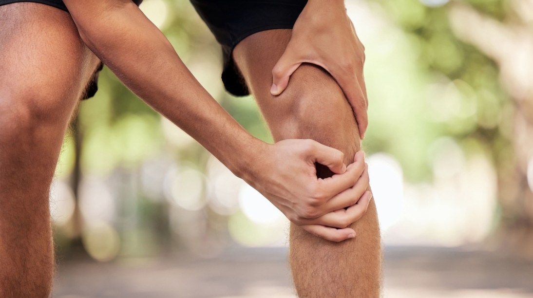 Tendinite de la patte d’oie : quels symptômes et comment la soigner ?
